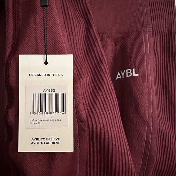NWT Set - AYBL Reflex Seamless Leggings & Crop Top Matching Set - Plum - Picture 8 of 8